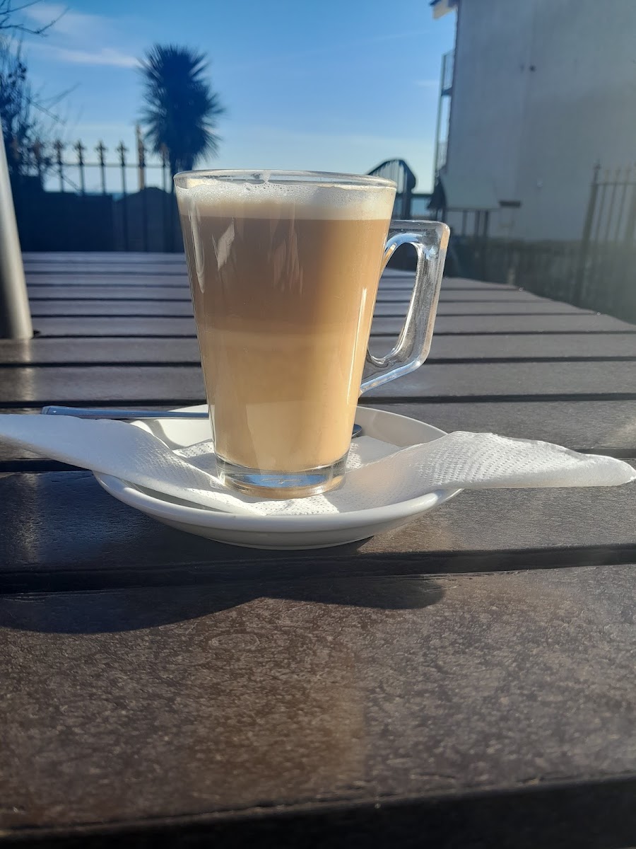 The Waterfront Café Bar Photo 6