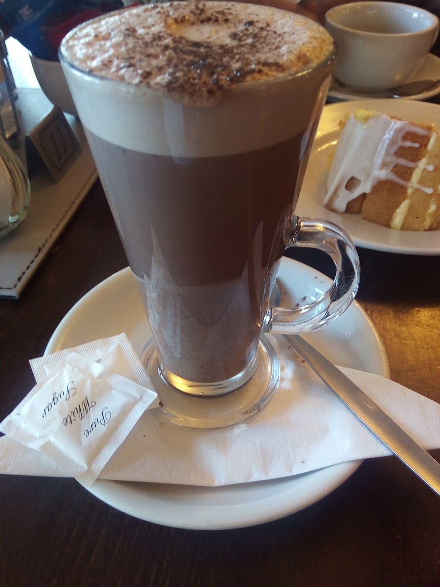 The Waterfront Café Bar Photo 8