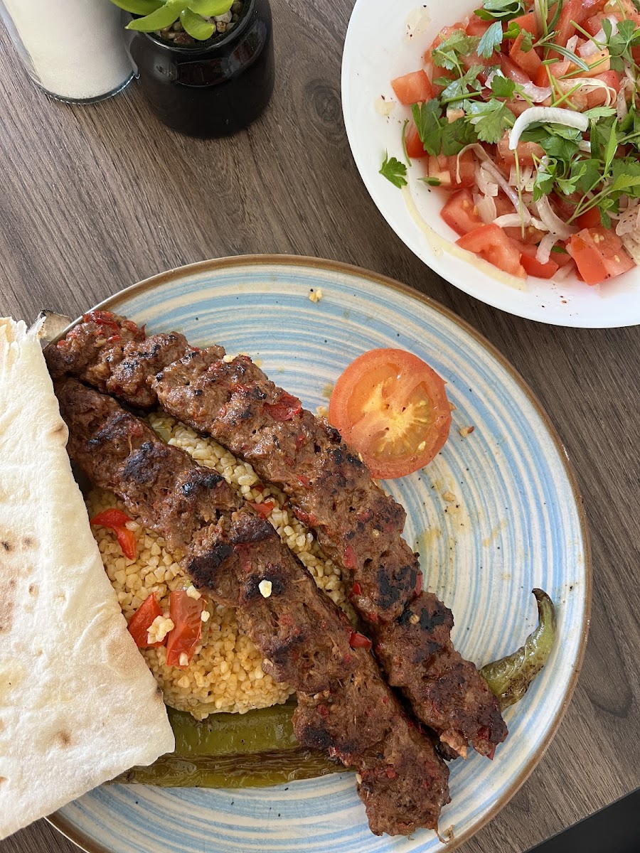 Güven Hatay Döner-Kebap und Imbiss Restaurant Photo 5