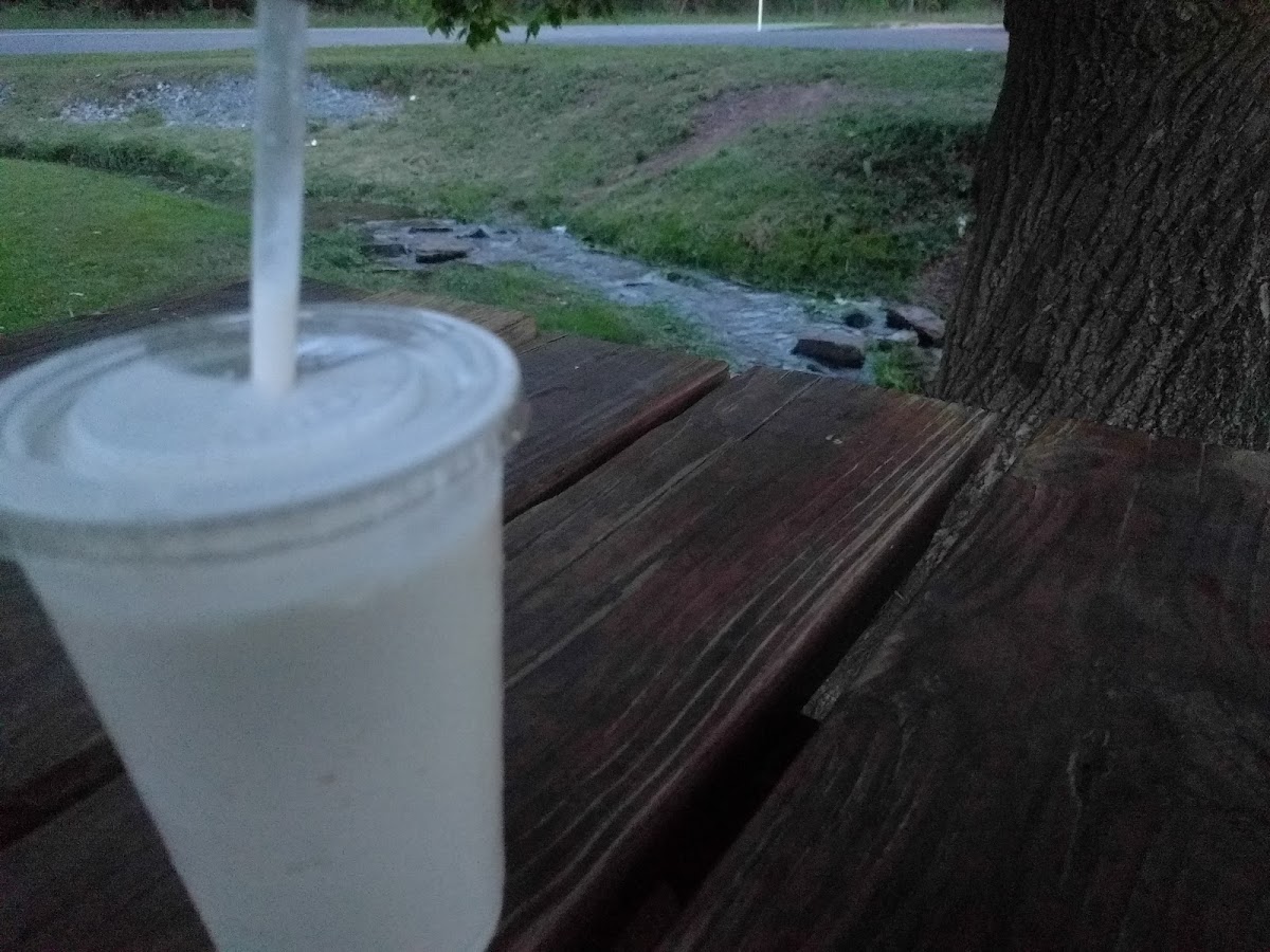 3B Ice Cream (Dauphin) Photo 8