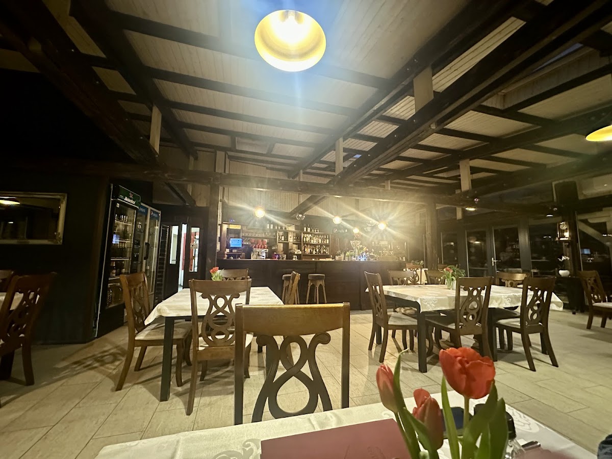 Restaurant Crama Turn