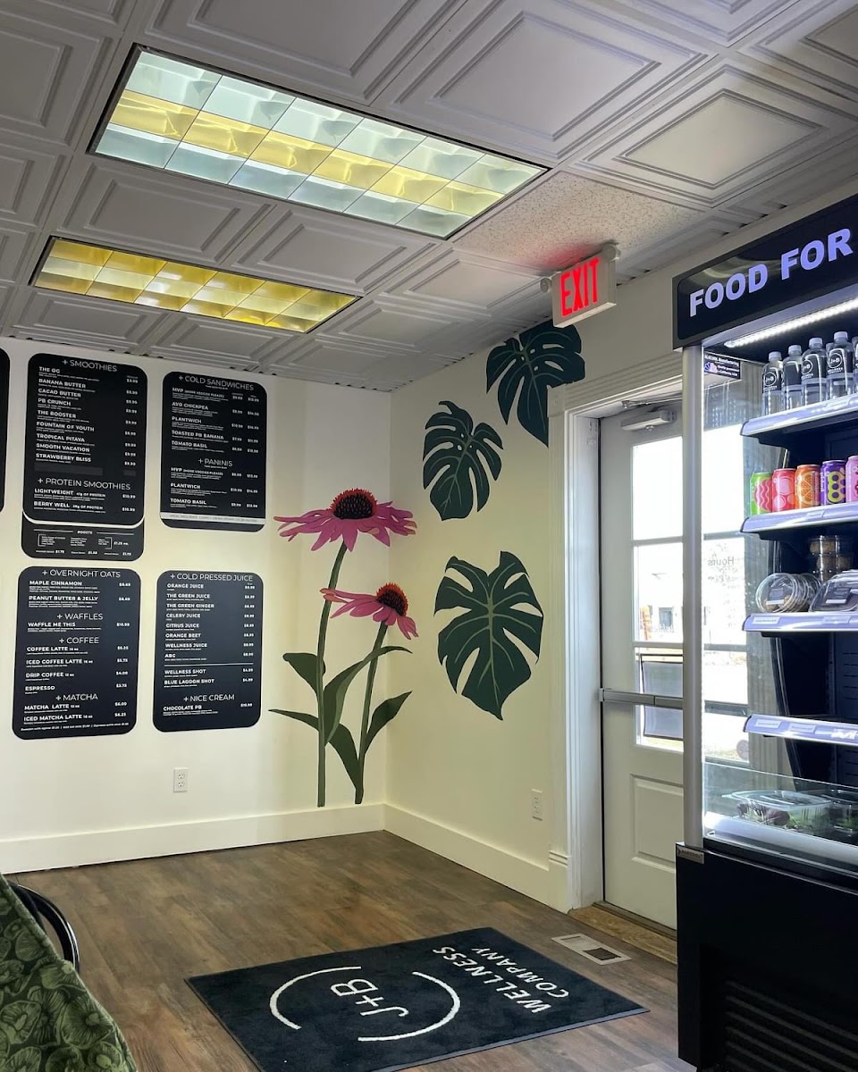 J+B Wellness Cafe - Wildwood Photo 4