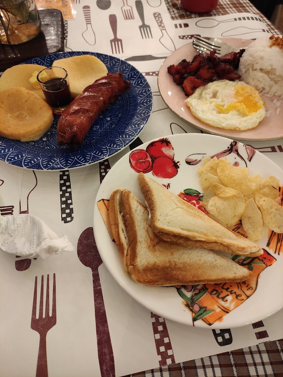 Olivia's Garden Cafe - Nova Photo 6