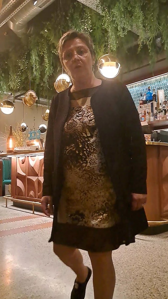 Julia Restaurant Photo 2