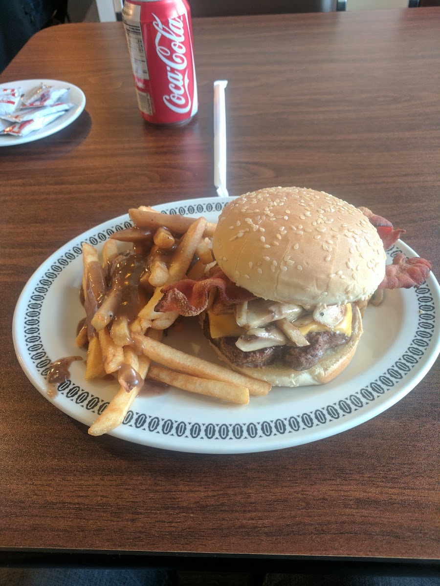 The 90's Restaurant Photo 10