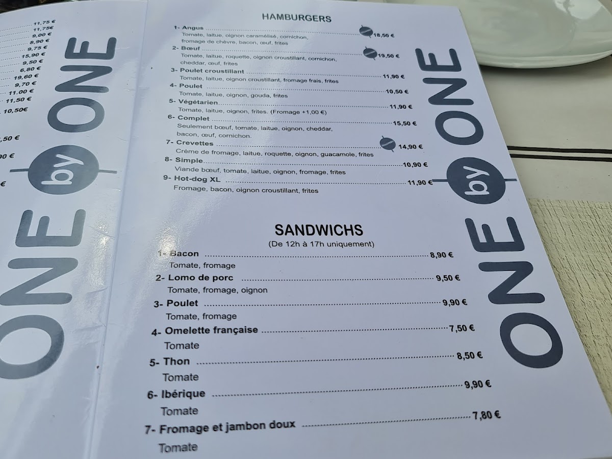 One by One Food y Drinks. Cocktails, Music, 60/70/90/90, Tv Sports Photo Menu 4