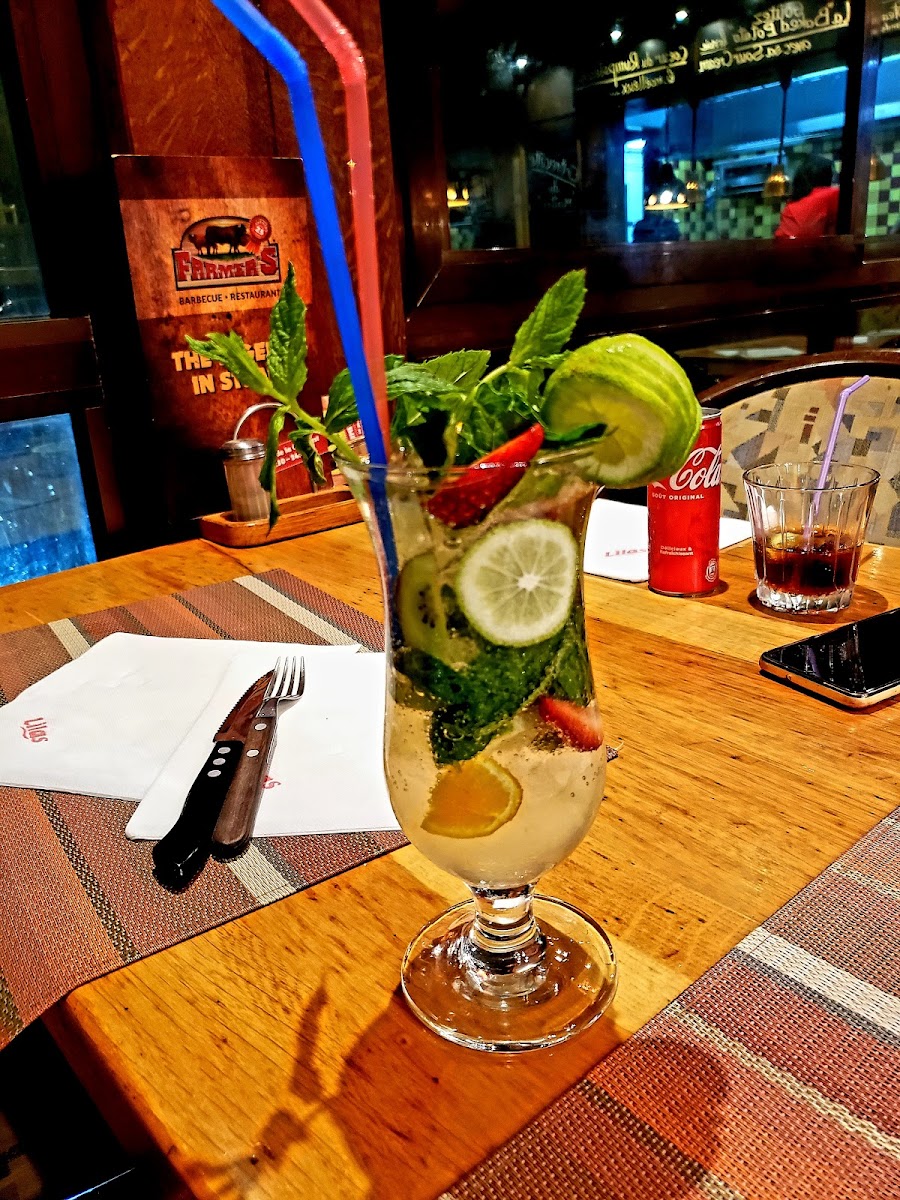 Restaurant Farmer's Steakhouse Photo 9