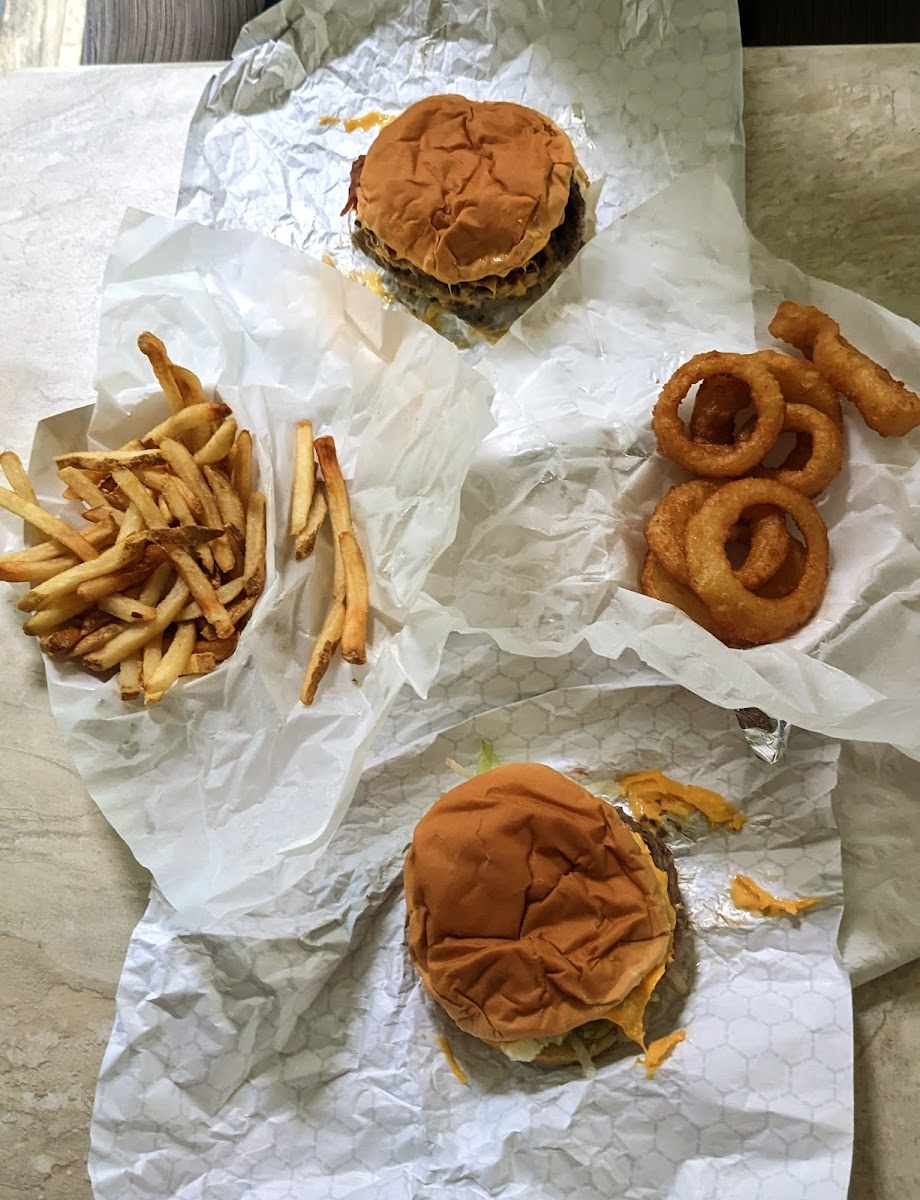 Smittys In & Out Photo 9