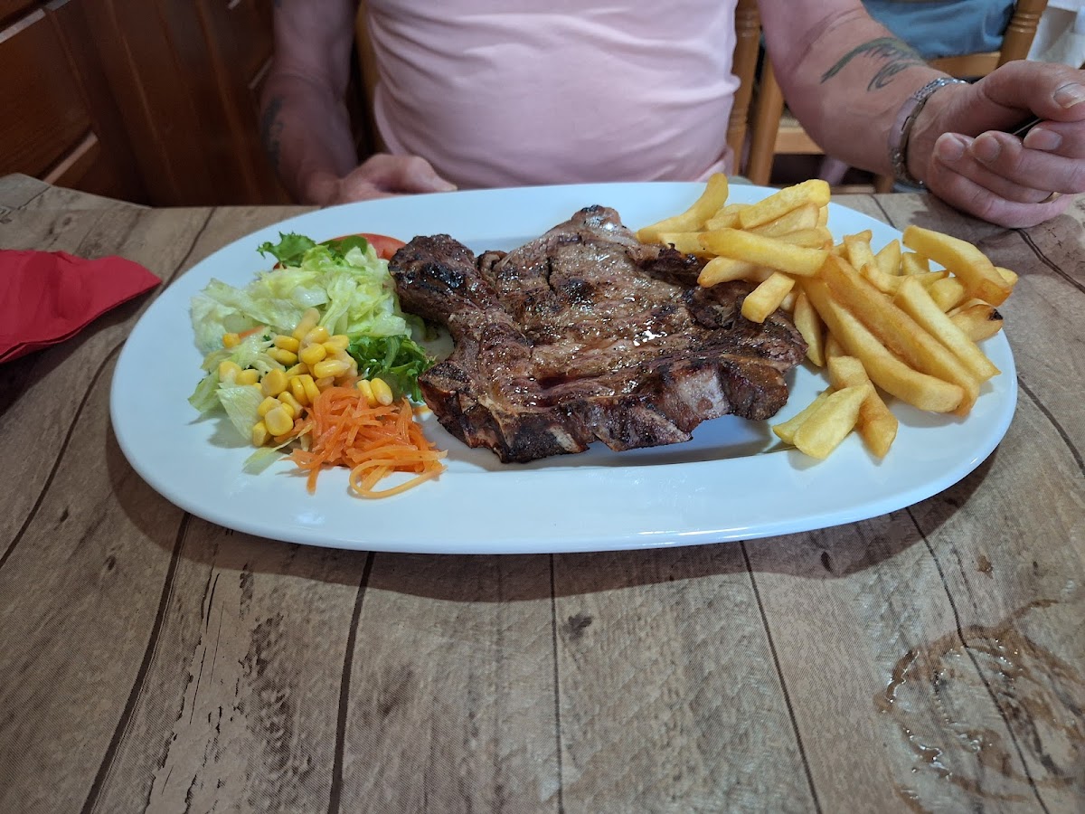 Steak House La Brasa Photo 5