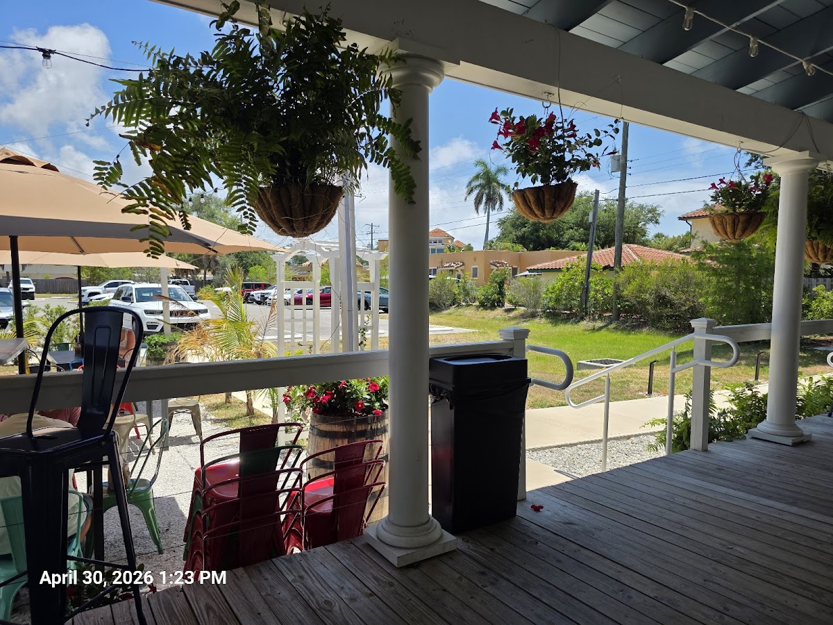 Lord-Higel's Coffee House Photo 2
