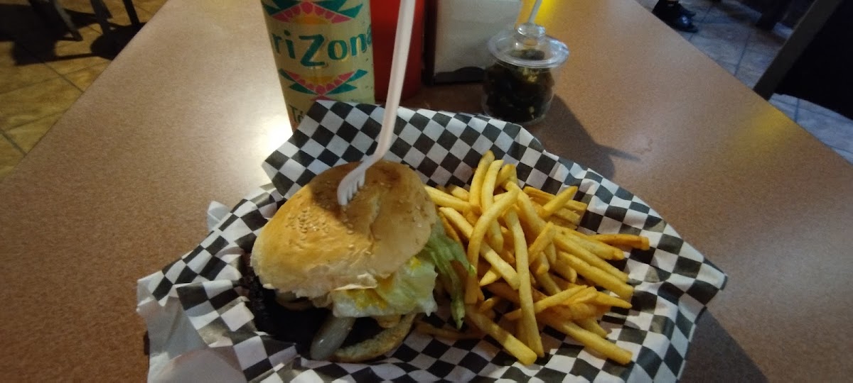 Asa Burger Photo 6