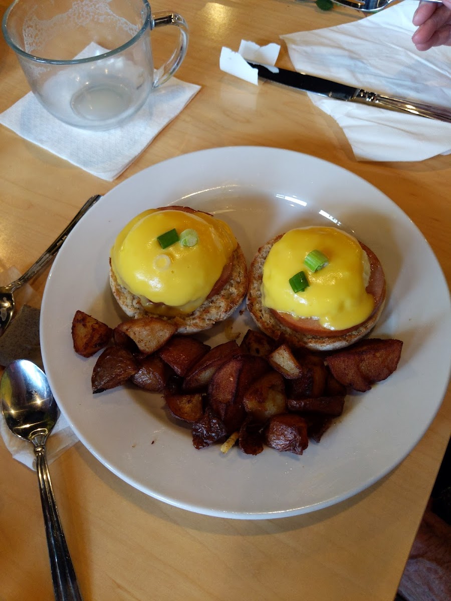 Just Breakfast on Silverbell Photo 5