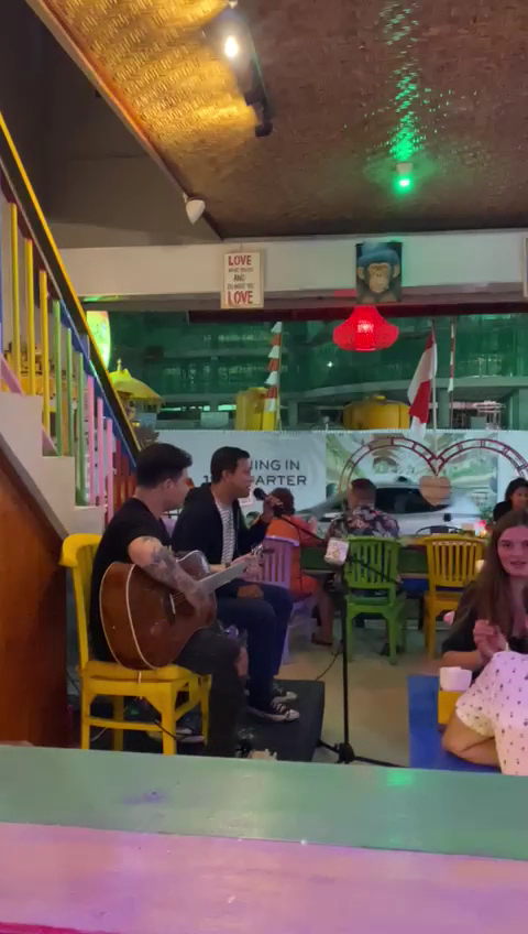 Warung Happy Monkeys Photo 2