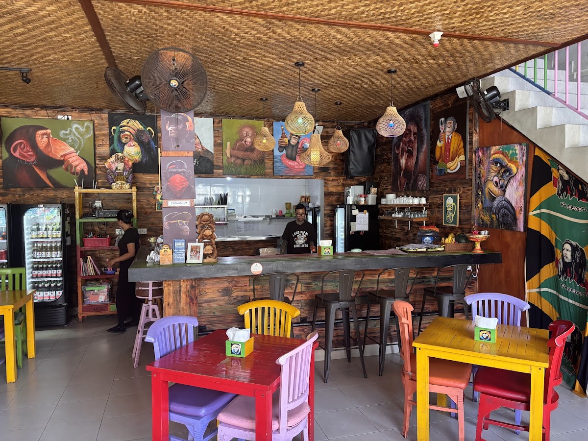 Warung Happy Monkeys Photo 4