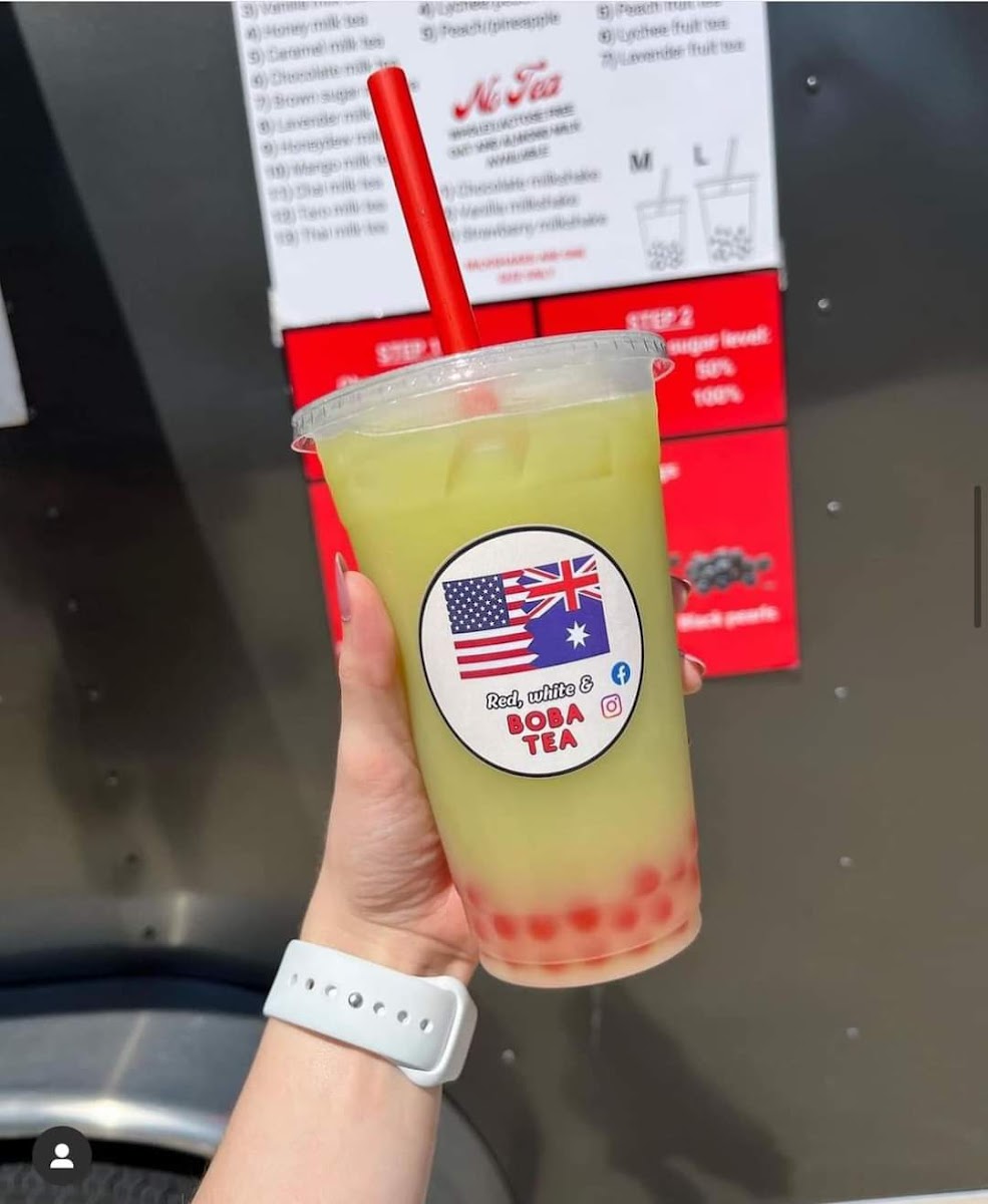 Red, White and Boba Tea Photo 10