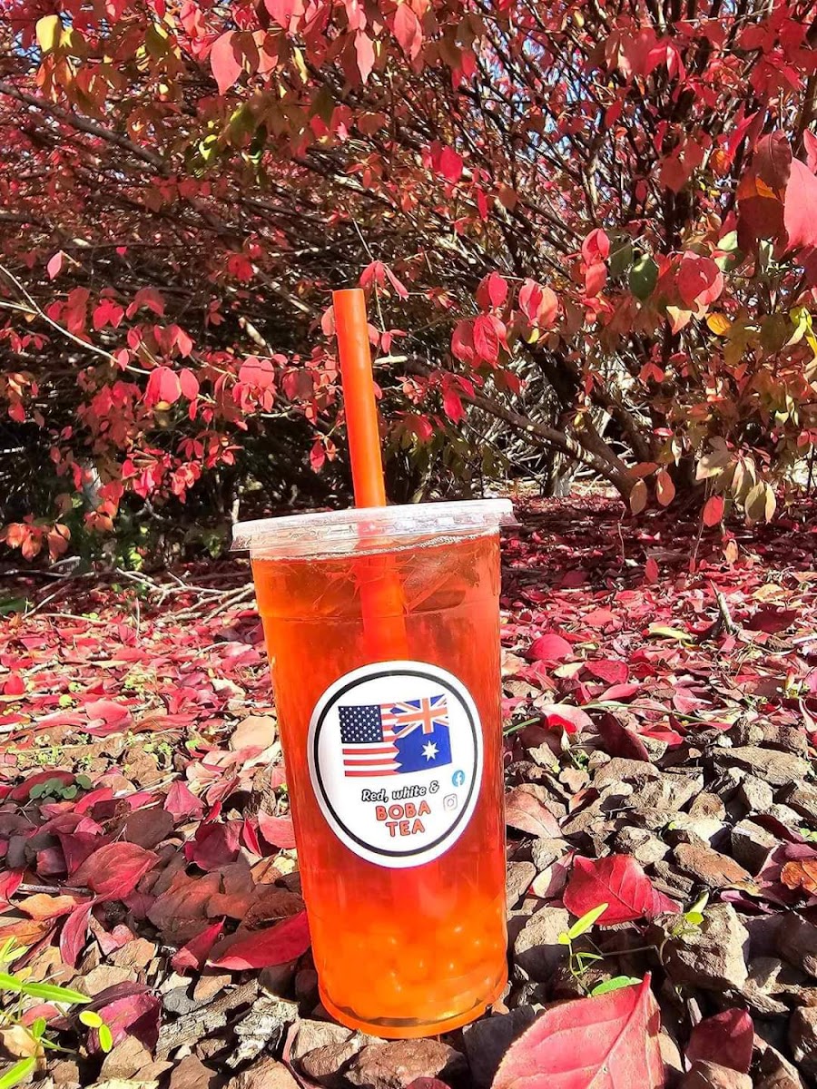 Red, White and Boba Tea Photo 8