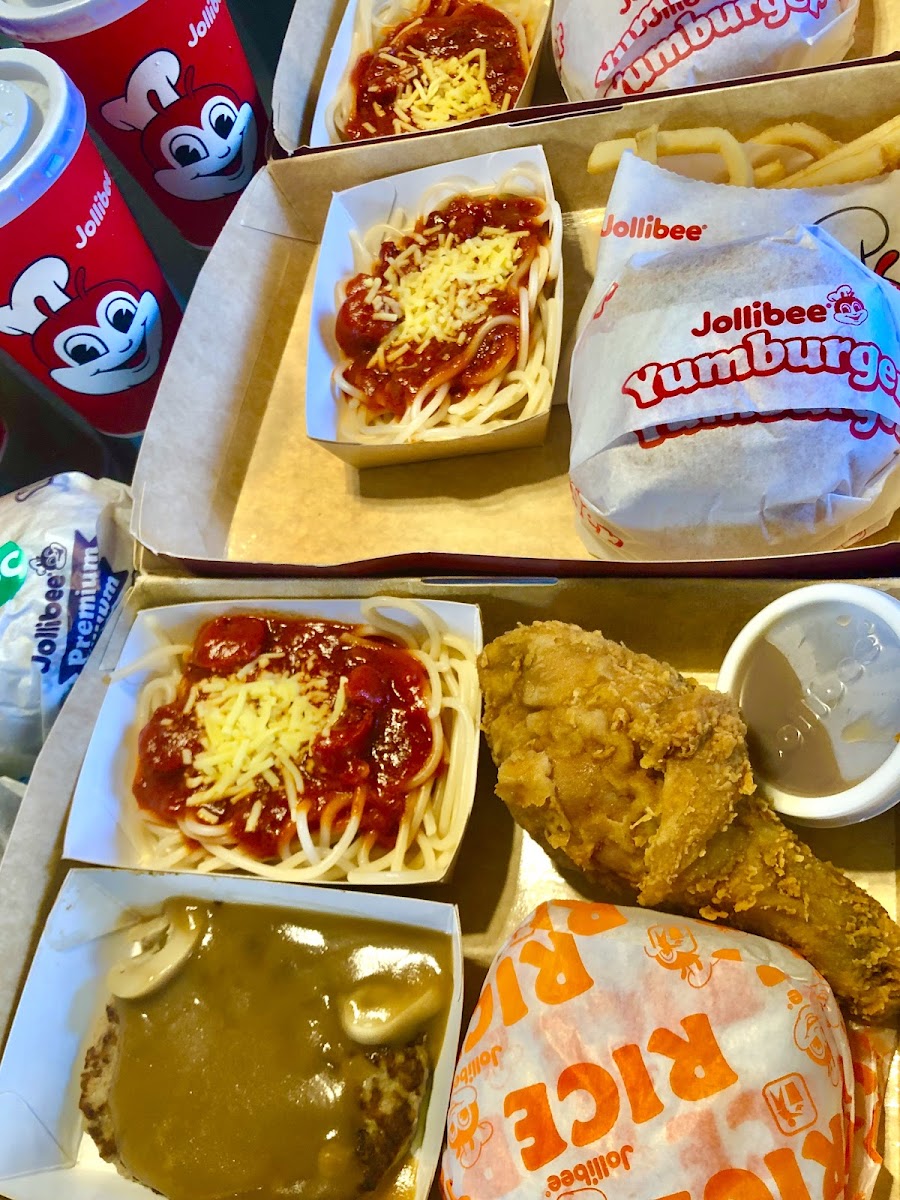 Jollibee Calasiao Junction Photo 3