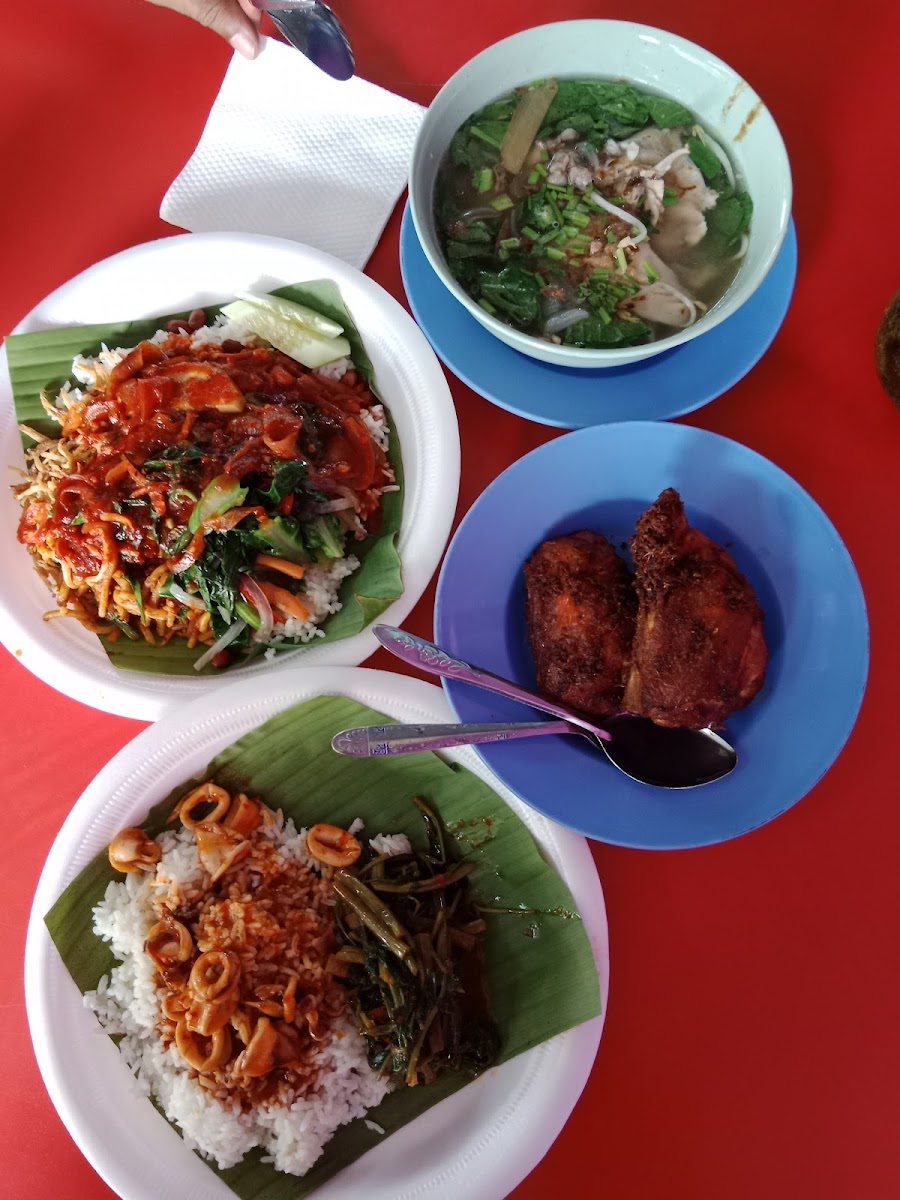 Nasi Lemak Hussain