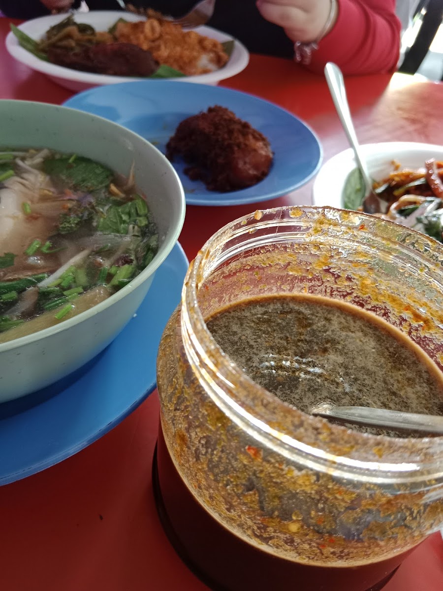 Nasi Lemak Hussain Photo 4