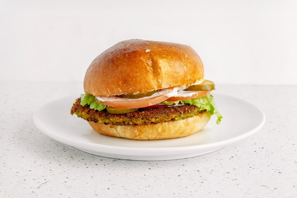 Fam Burger Photo 3