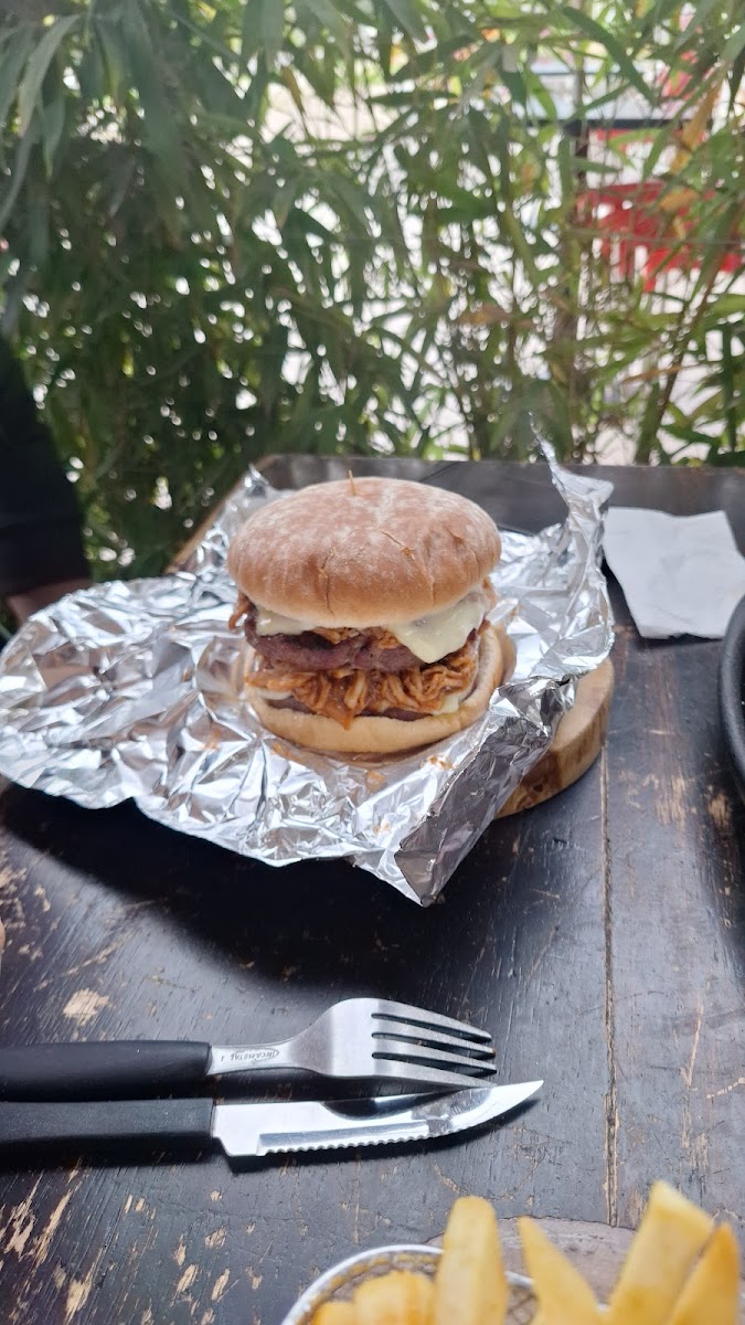 La Karbonera parrilla y sabores