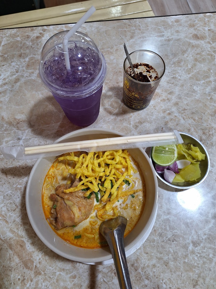Jok Somphet Restaurant Photo 5