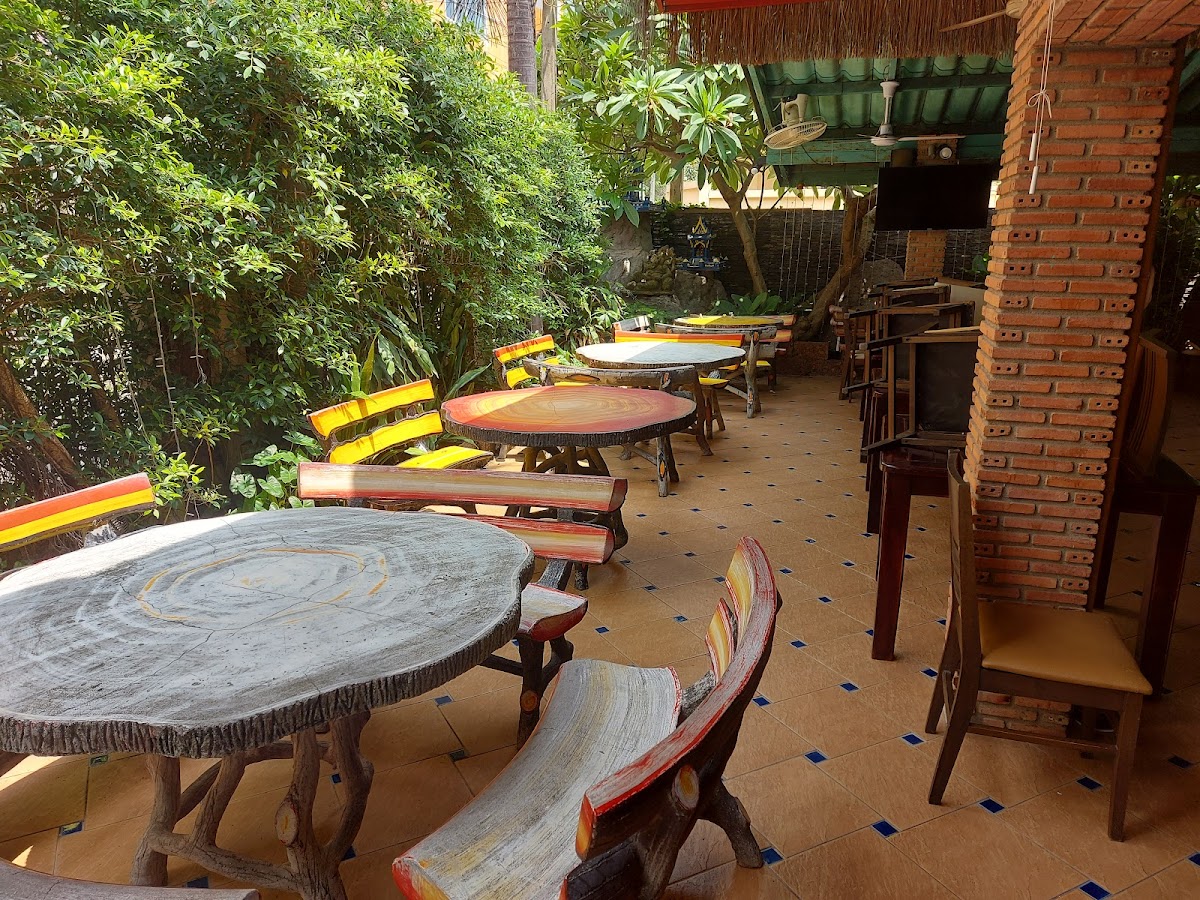 Enjoy Andre Restaurant