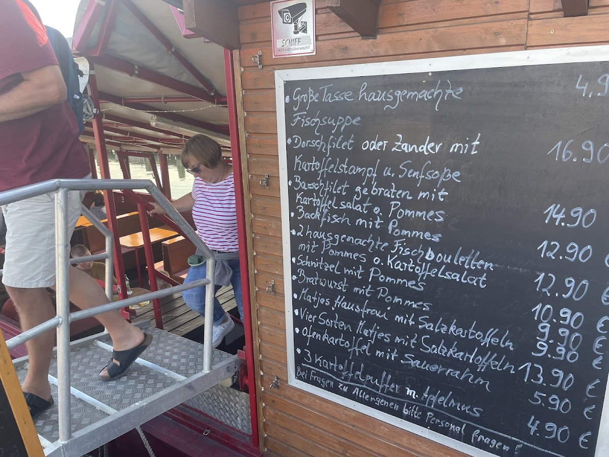 MS Friederike – Der schwimmende Fischimbiss Photo Menu 8