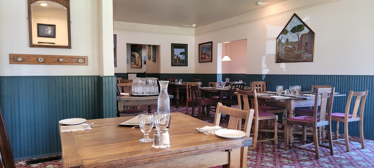 MaMa Vallone's Steak House