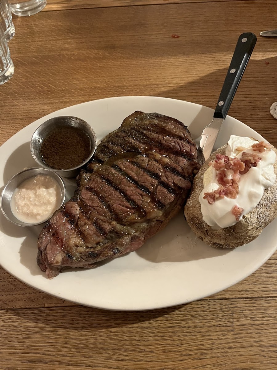 MaMa Vallone's Steak House Photo 5