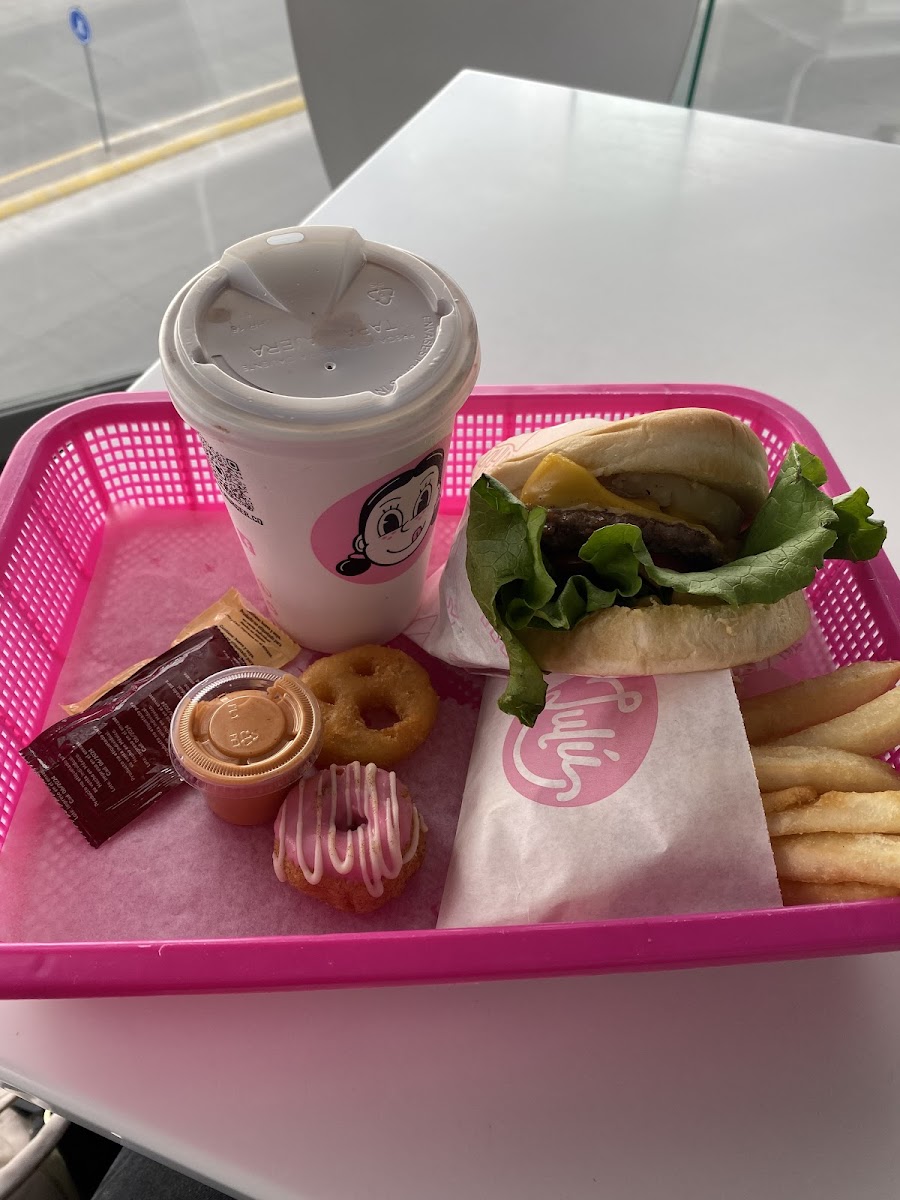 Lulú burgers Photo 3