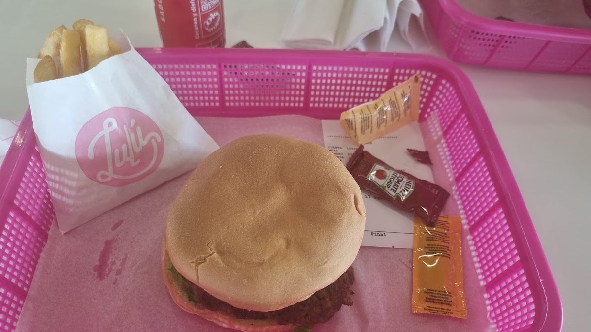 Lulú burgers Photo 5