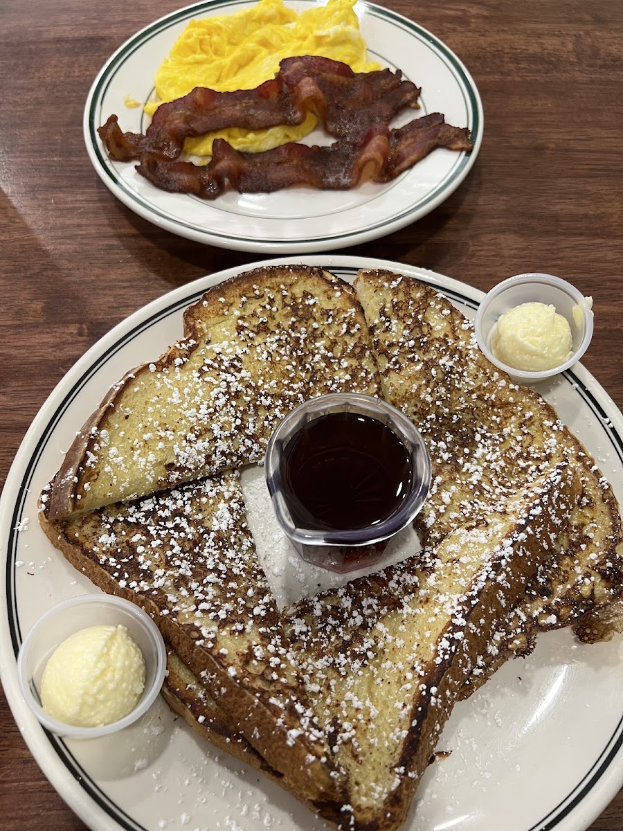 The Lunchbox Diner Photo 6