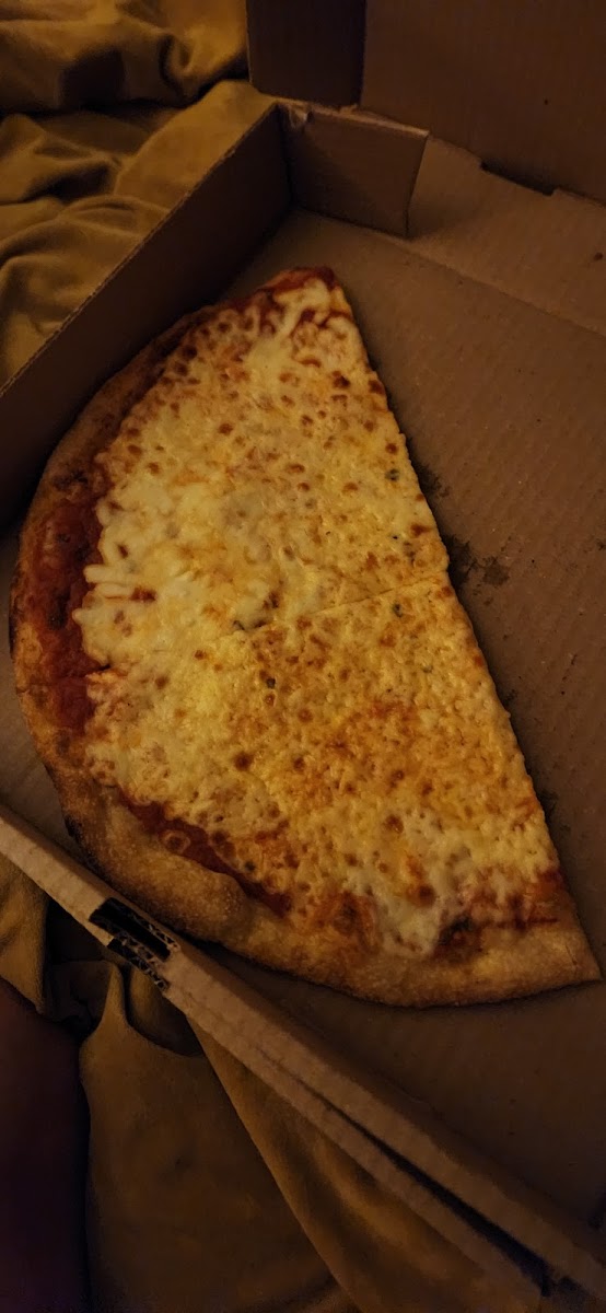 Two 2's Brick Oven Baked Pi House Photo 5