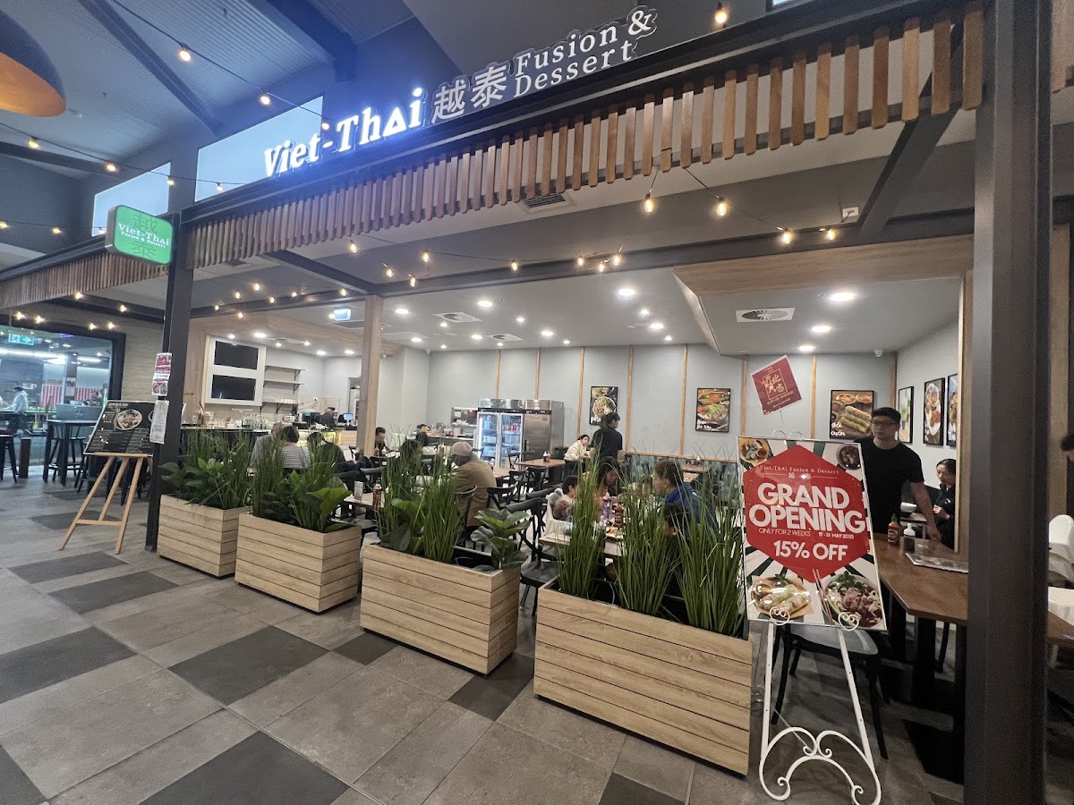 Viet-Thai Fusion & Dessert
