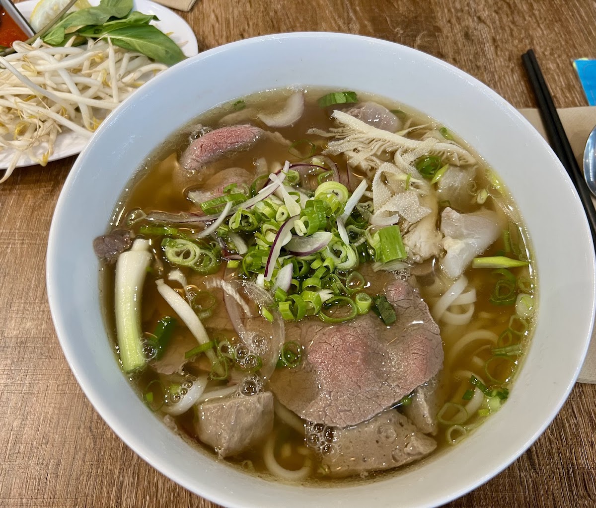 Viet-Thai Fusion & Dessert Photo 7