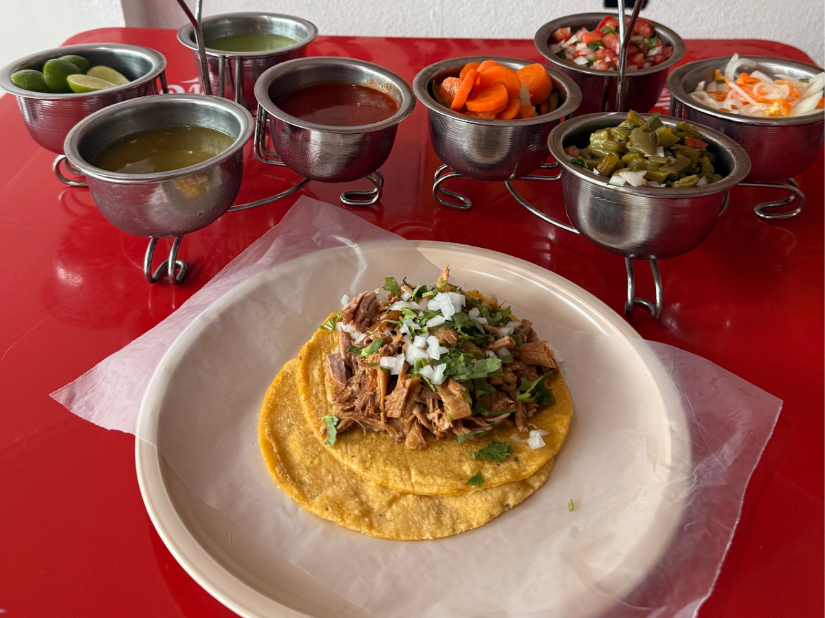 Carnitas El Puerquito Feliz Photo 2