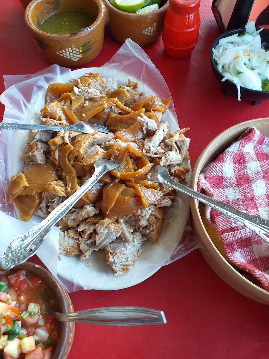 Carnitas El Puerquito Feliz Photo 8