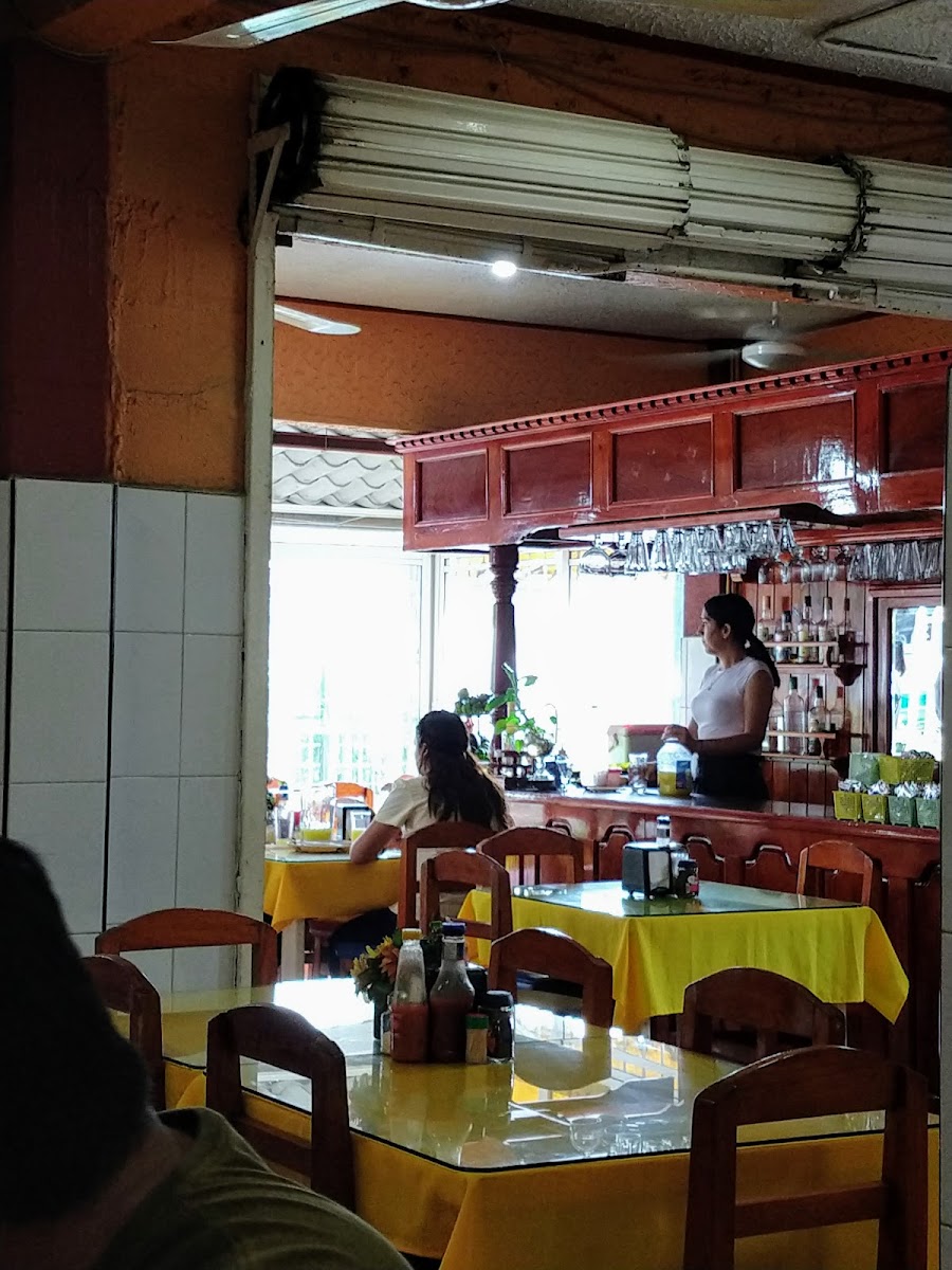 Restaurant Yoli Photo 3