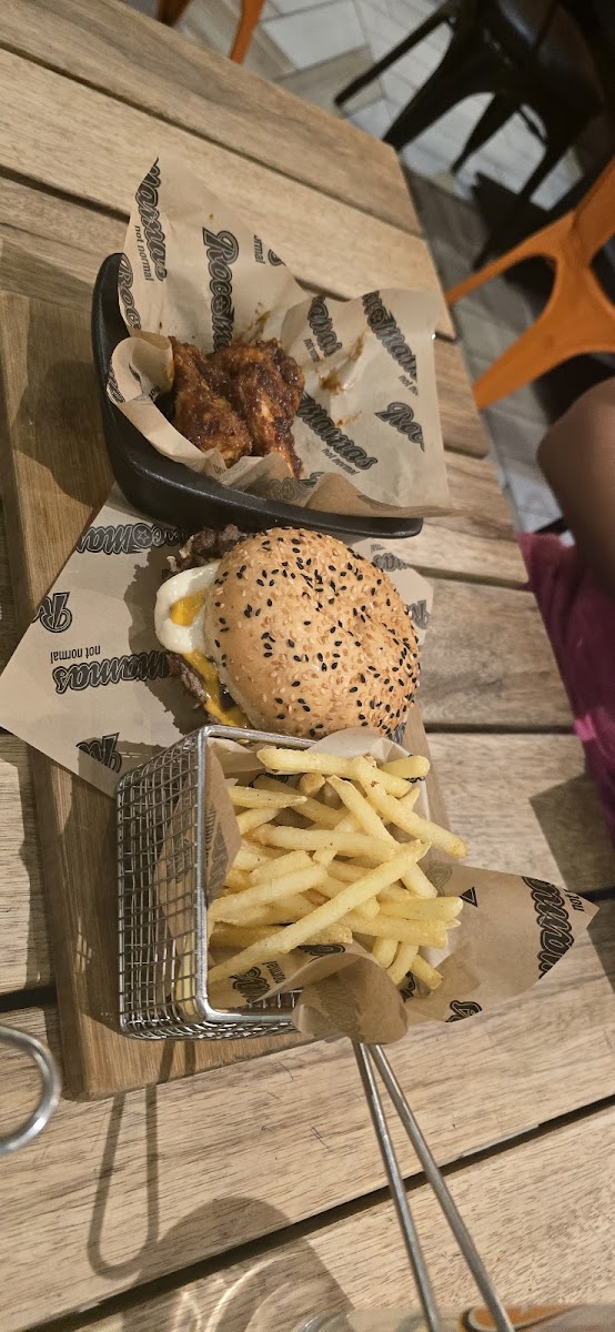 RocoMamas Vangate Mall - Halaal Photo 8