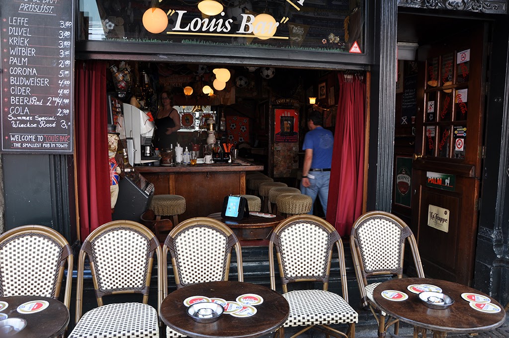 Louis Bar