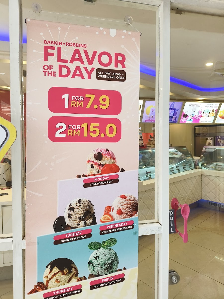 Baskin Robbins R&R Ayer Keroh Photo Menu 1