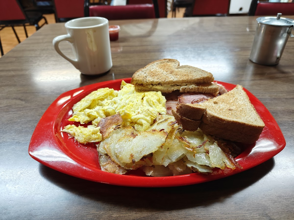 Dot’s Village Cafe Photo 5