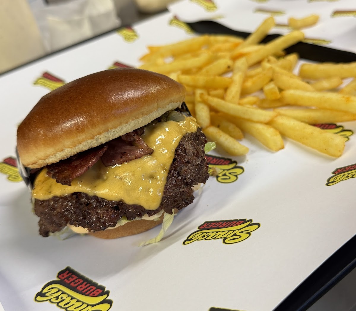 The Smash Burger Altes Hallenbad Photo 4