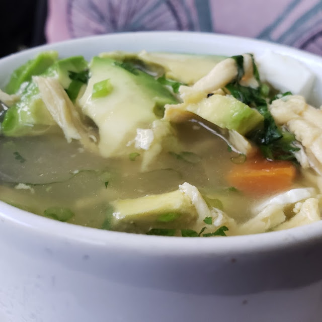 Caldo de Pollo