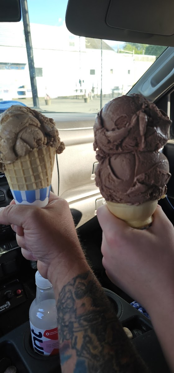 Ice Cream Lane Photo 5