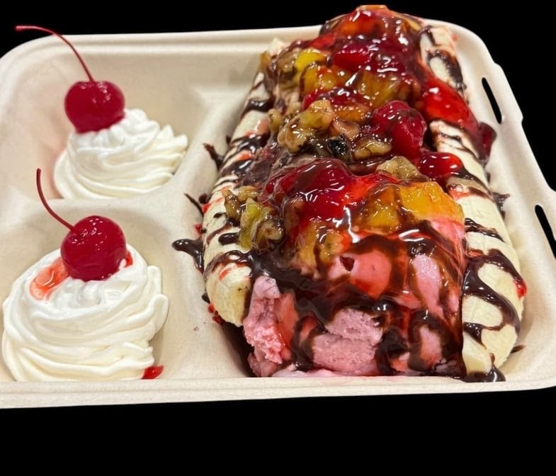 Klee's Ice Cream & Dessert Photo 3