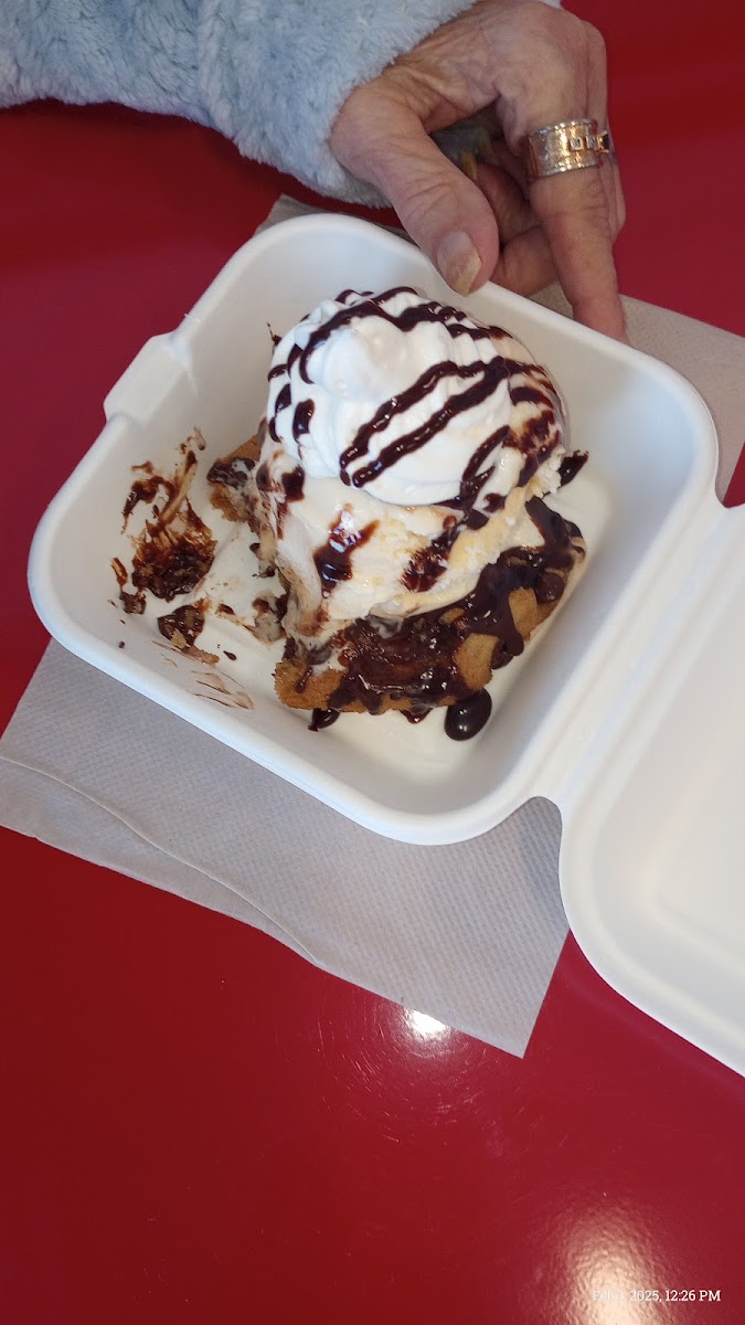 Klee's Ice Cream & Dessert Photo 7