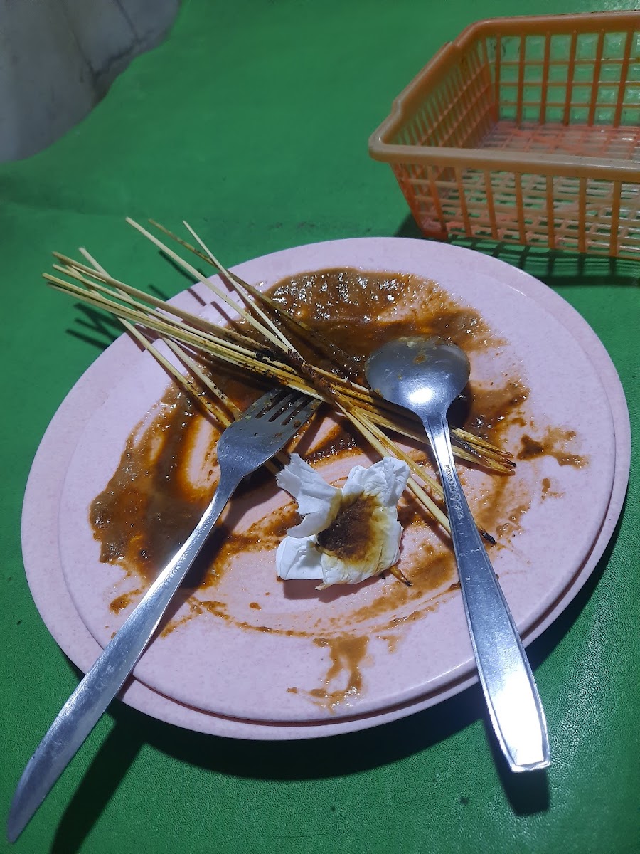 Sate Ayam dan Sate Kambing Cak Lades Gedongkuning Photo 2