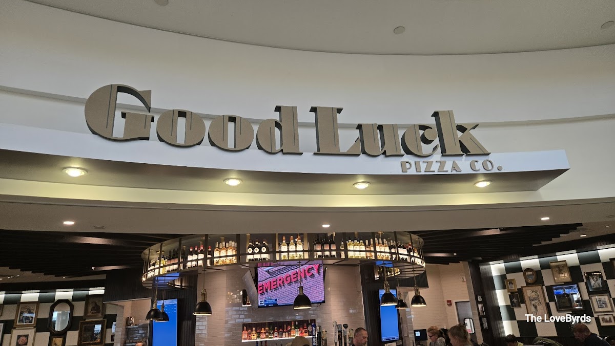 Good Luck Bar & Restaurant